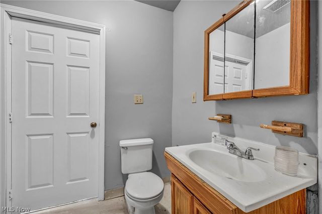 12805 Parkhill Avenue, Cleveland, OH 44120