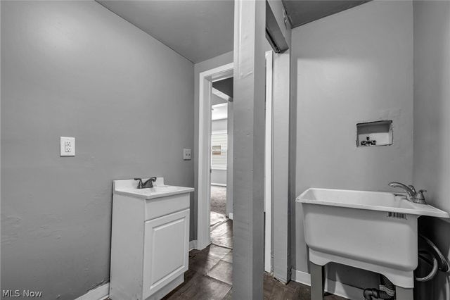 12805 Parkhill Avenue, Cleveland, OH 44120