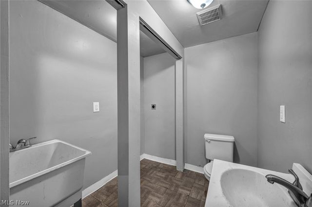 12805 Parkhill Avenue, Cleveland, OH 44120