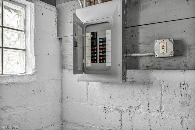 12805 Parkhill Avenue, Cleveland, OH 44120