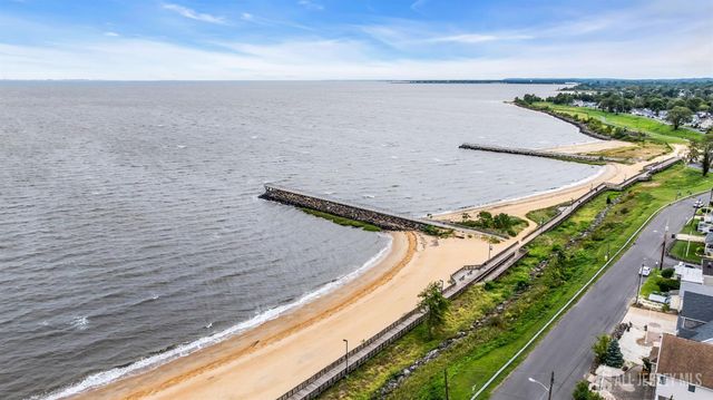 337 Shoreland Circle, Old Bridge, NJ 08879