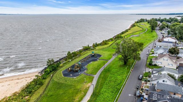 337 Shoreland Circle, Old Bridge, NJ 08879