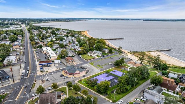 337 Shoreland Circle, Old Bridge, NJ 08879