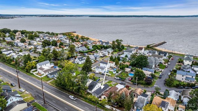 337 Shoreland Circle, Old Bridge, NJ 08879