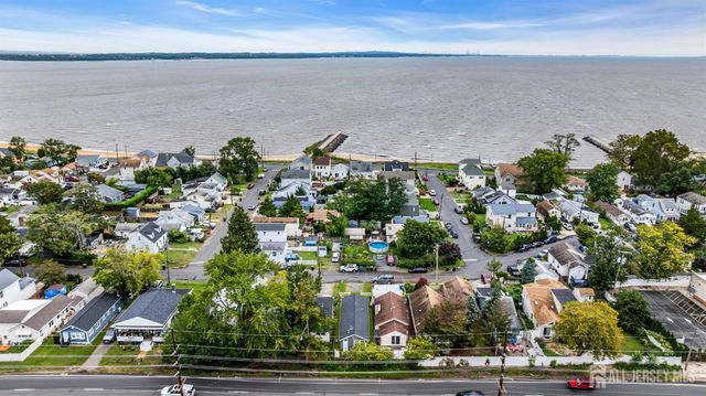 337 Shoreland Circle, Old Bridge, NJ 08879