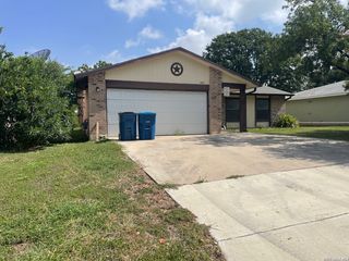 5307 BINZ ENGLEMAN RD, Kirby, TX 78219