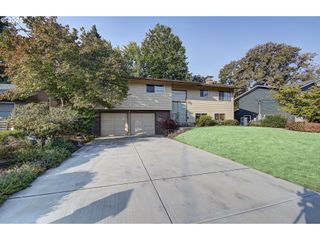 503 Nw OVERLOOK Dr, Vancouver, WA 98665