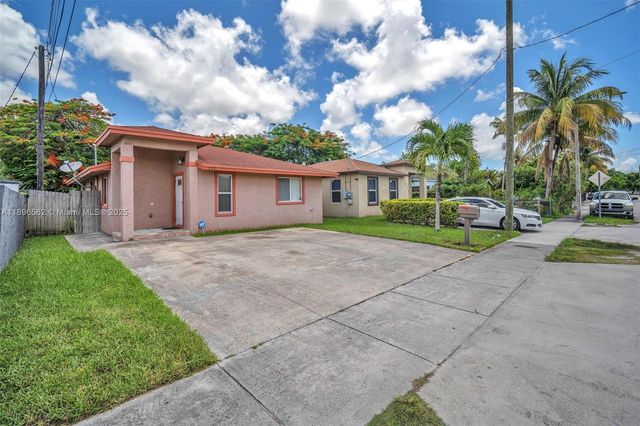 2175 NW 50th St, Miami, FL 33142