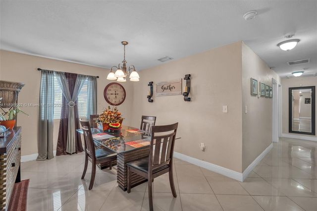 2175 NW 50th St, Miami, FL 33142