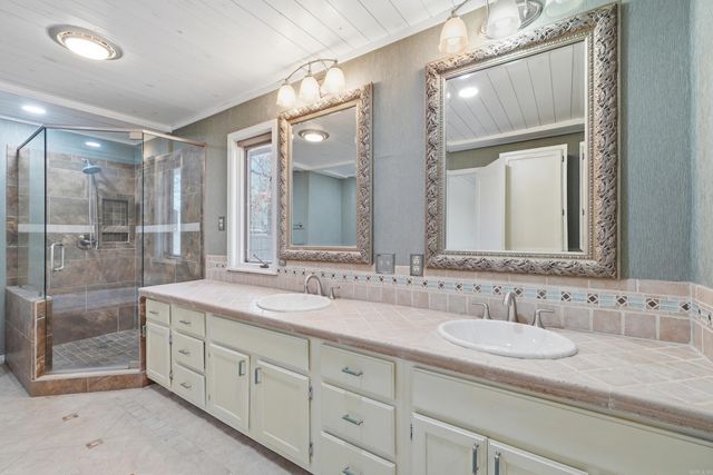 265 Pine Hill Road, Fairfield Bay, AR 72088