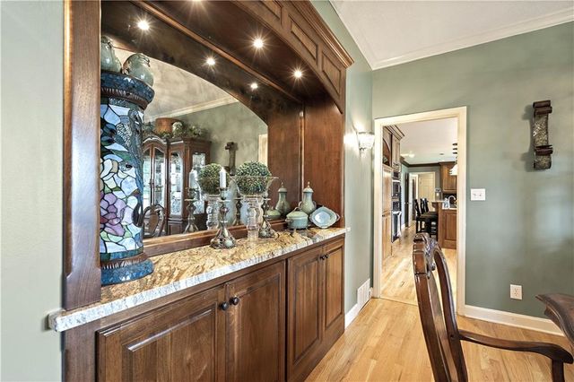 450 Ruth Ewing Road, Liberty, MO 64068