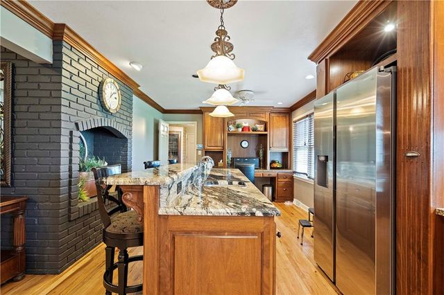 450 Ruth Ewing Road, Liberty, MO 64068