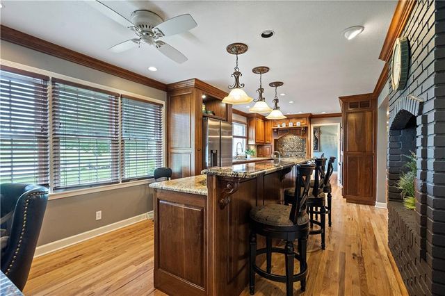 450 Ruth Ewing Road, Liberty, MO 64068
