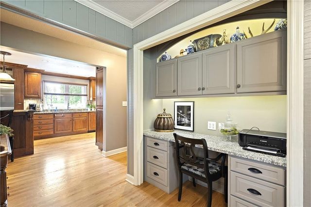 450 Ruth Ewing Road, Liberty, MO 64068