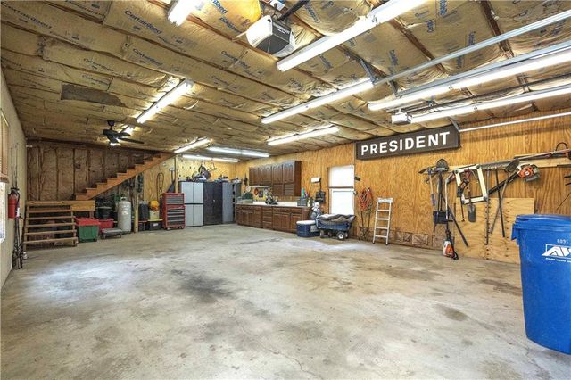 450 Ruth Ewing Road, Liberty, MO 64068