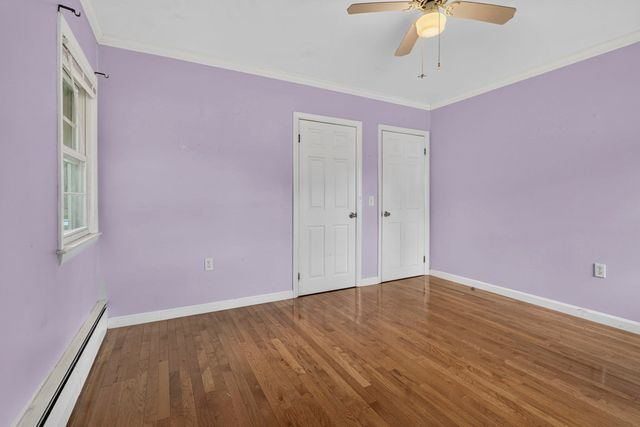 43 Madison St, Amesbury, MA 01913