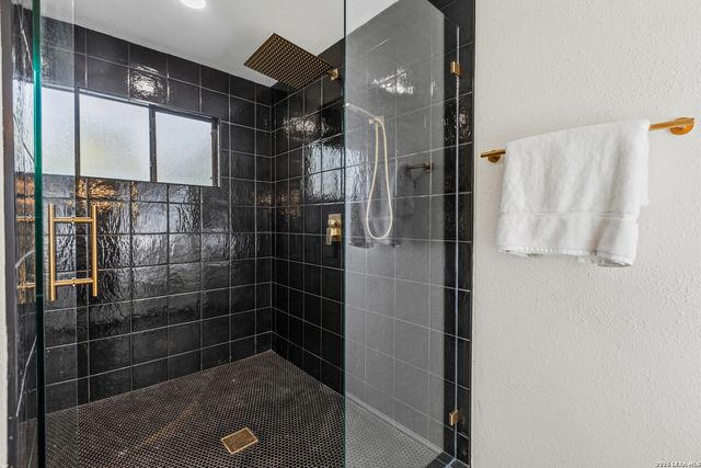 2822 LOW OAK ST, San Antonio, TX 78232