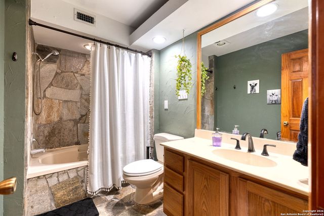 8655 Datapoint Dr Apt 506, San Antonio, TX 78229