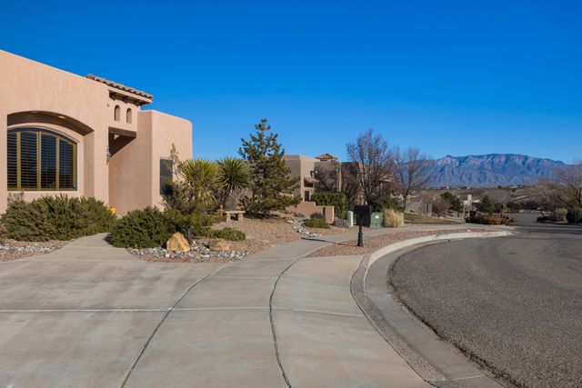 3605 Greystone Ridge Drive SE, Rio Rancho, NM 87124