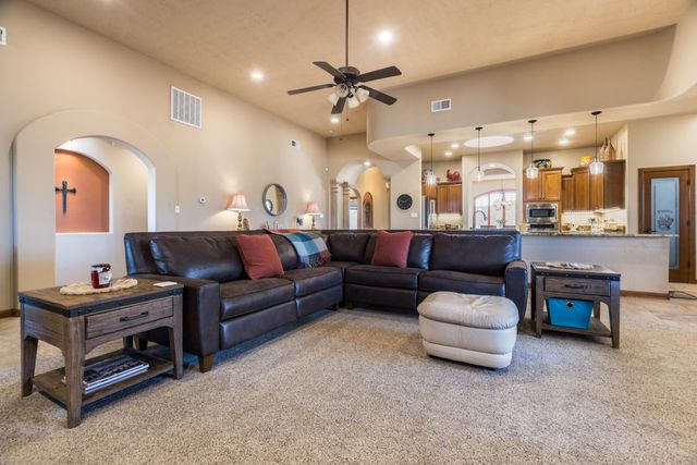 3605 Greystone Ridge Drive SE, Rio Rancho, NM 87124