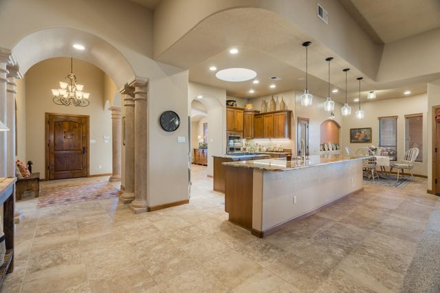 3605 Greystone Ridge Drive SE, Rio Rancho, NM 87124