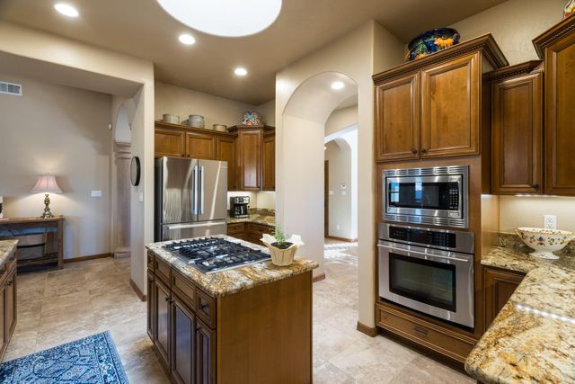 3605 Greystone Ridge Drive SE, Rio Rancho, NM 87124