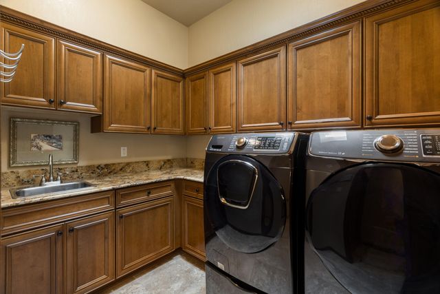 3605 Greystone Ridge Drive SE, Rio Rancho, NM 87124