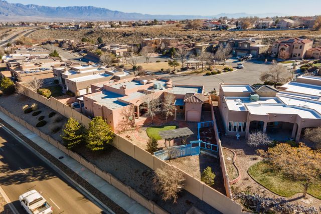 3605 Greystone Ridge Drive SE, Rio Rancho, NM 87124