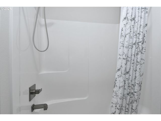1927 S FIR Loop, Canby, OR 97013
