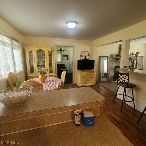 5929 Som Center Road, Solon, OH 44139