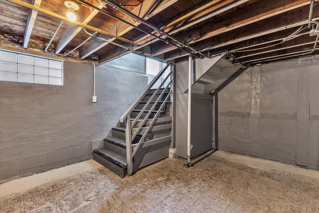 2736 Ross Street, Highland, IN 46322