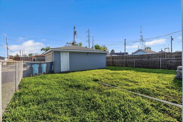 2736 Ross Street, Highland, IN 46322