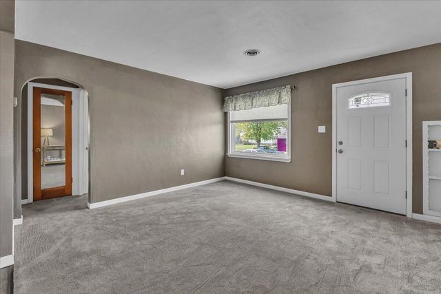 2736 Ross Street, Highland, IN 46322