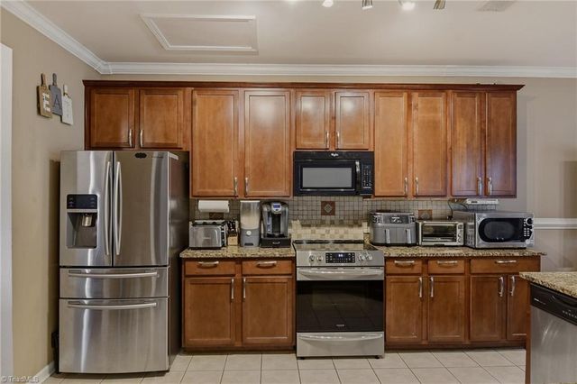 2595 Viola Court, Winston-salem, NC 27127