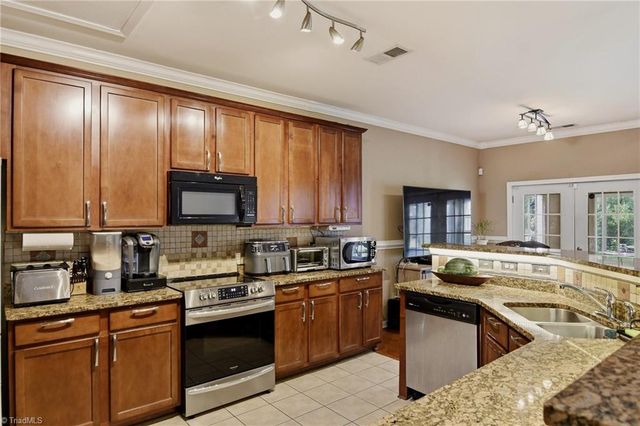 2595 Viola Court, Winston-salem, NC 27127