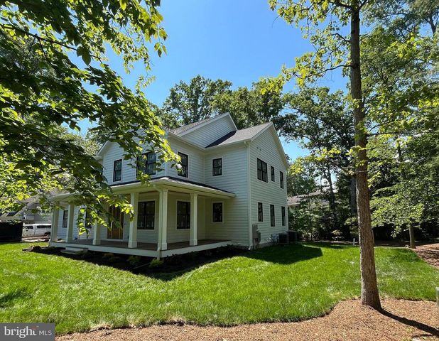 7926 BOLLING DR, Alexandria, VA 22308