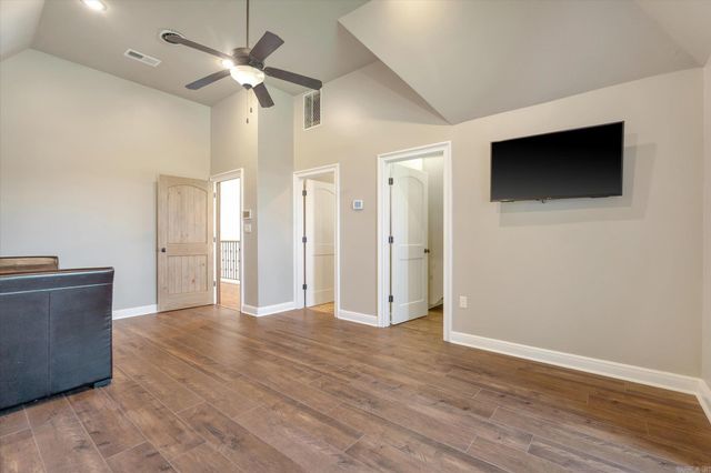 136 County Road 107, Jonesboro, AR 72404