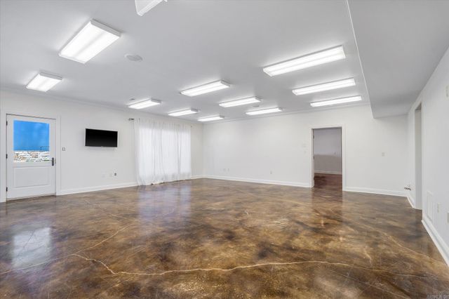 136 County Road 107, Jonesboro, AR 72404