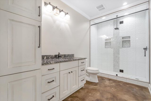 136 County Road 107, Jonesboro, AR 72404