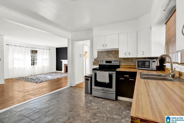 3217 CIRCLE DRIVE, Hueytown, AL 35023