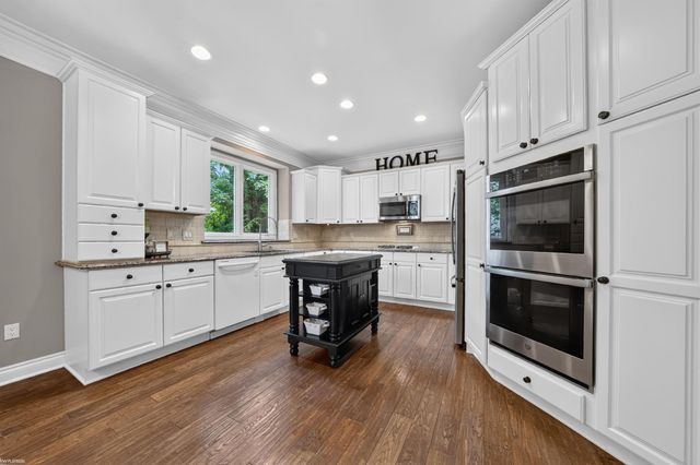 4896 Brookside Lane, Washington Twp, MI 48094