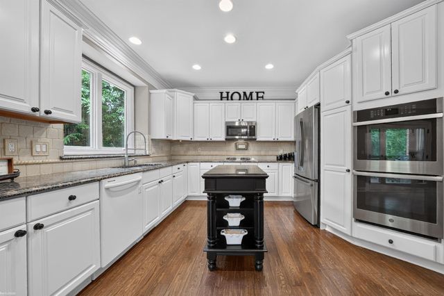 4896 Brookside Lane, Washington Twp, MI 48094