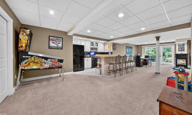 4896 Brookside Lane, Washington Twp, MI 48094