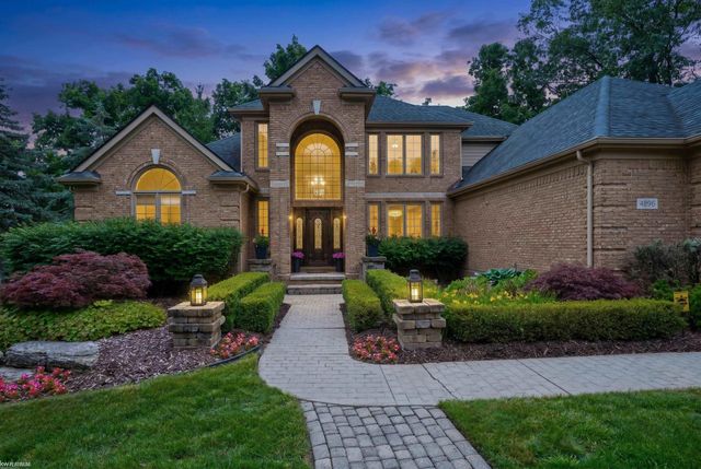 4896 Brookside Lane, Washington Twp, MI 48094