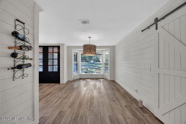 697 ARTHUR MOORE Drive, Green Cove Springs, FL 32043