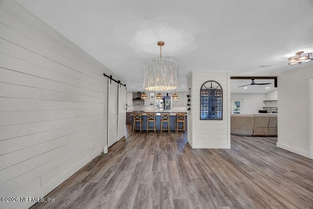 697 ARTHUR MOORE Drive, Green Cove Springs, FL 32043