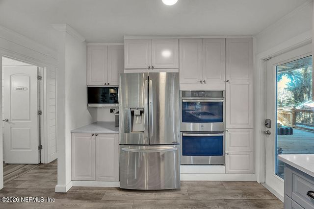 697 ARTHUR MOORE Drive, Green Cove Springs, FL 32043