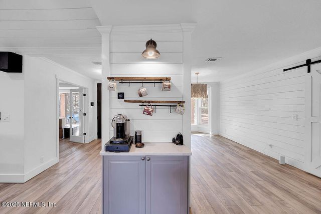 697 ARTHUR MOORE Drive, Green Cove Springs, FL 32043