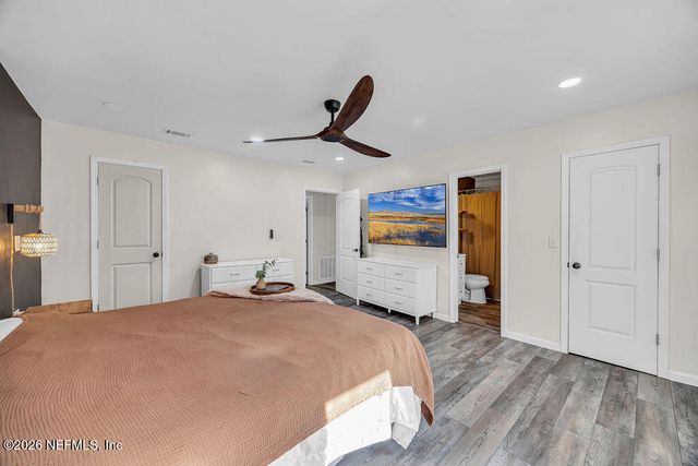 697 ARTHUR MOORE Drive, Green Cove Springs, FL 32043