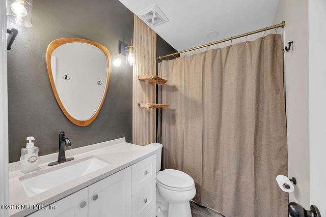 697 ARTHUR MOORE Drive, Green Cove Springs, FL 32043